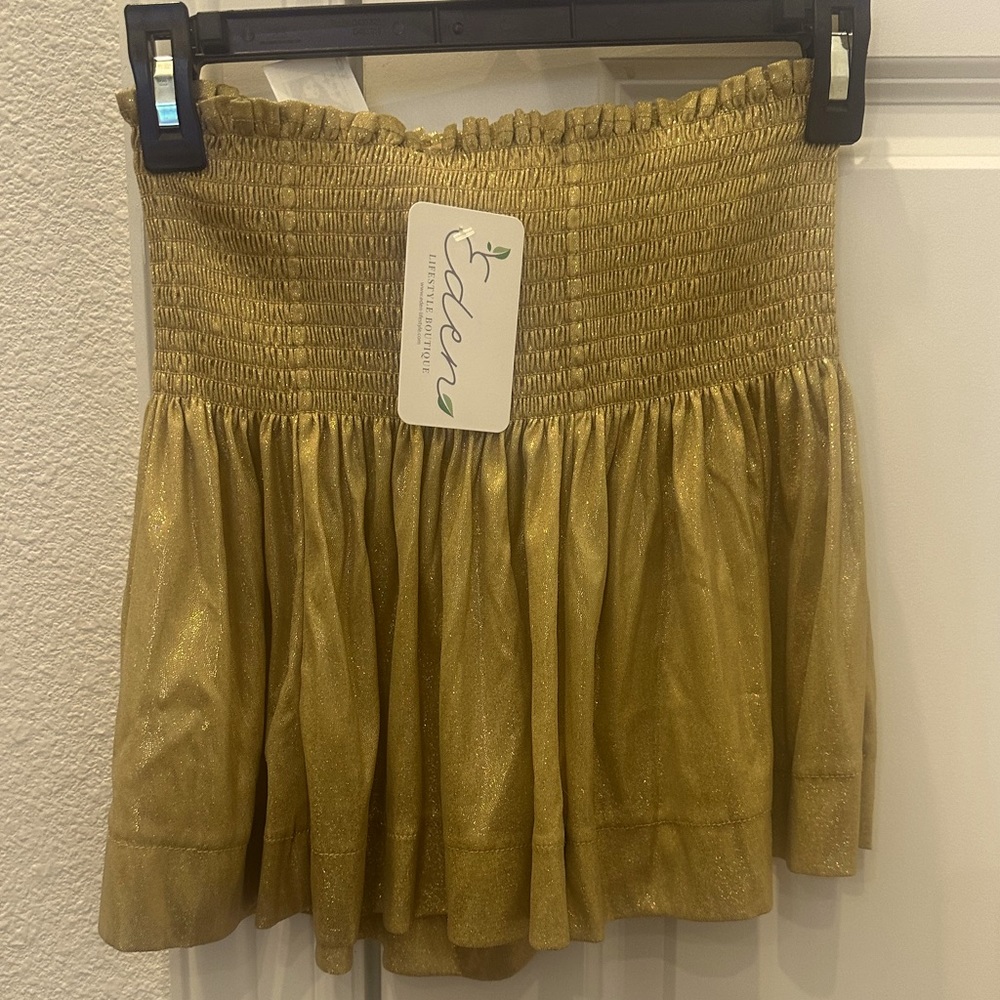 NWT Queen of Sparkles women’s gold, sparkling skort